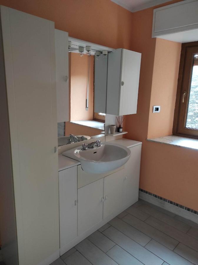 Casa Vacanze Da Ingrid & Max - Cir 39 - Saint-Christophe Exterior photo